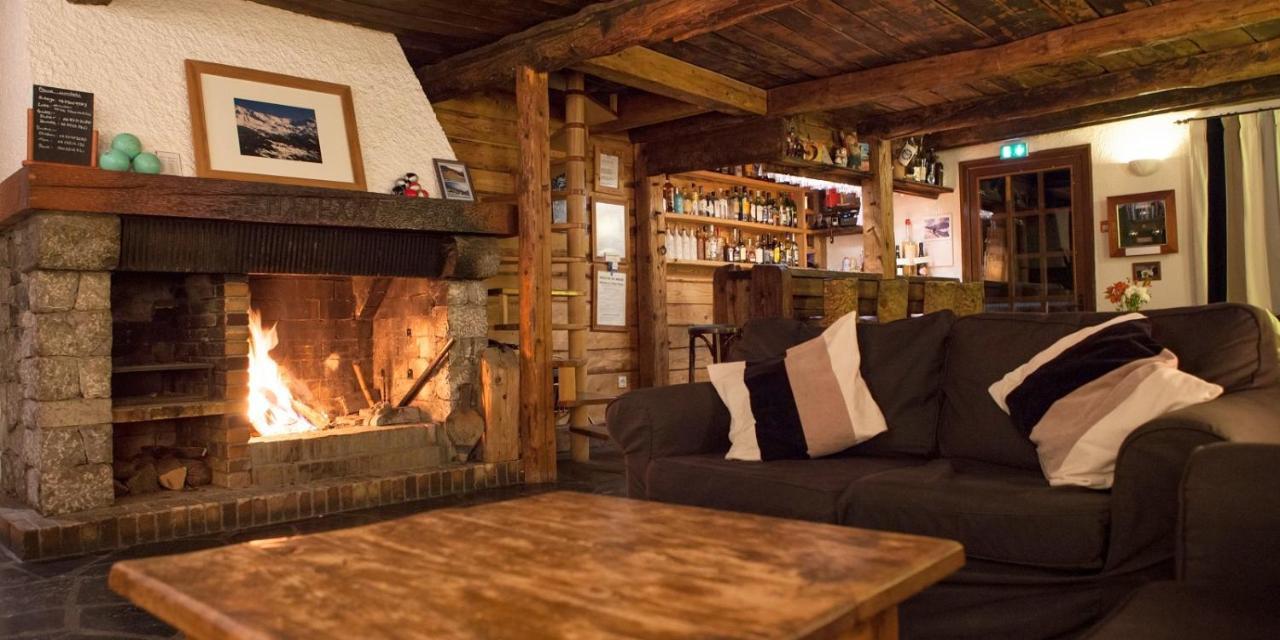 Auberge Sur La Montagne 圣福瓦-塔朗泰斯 外观 照片
