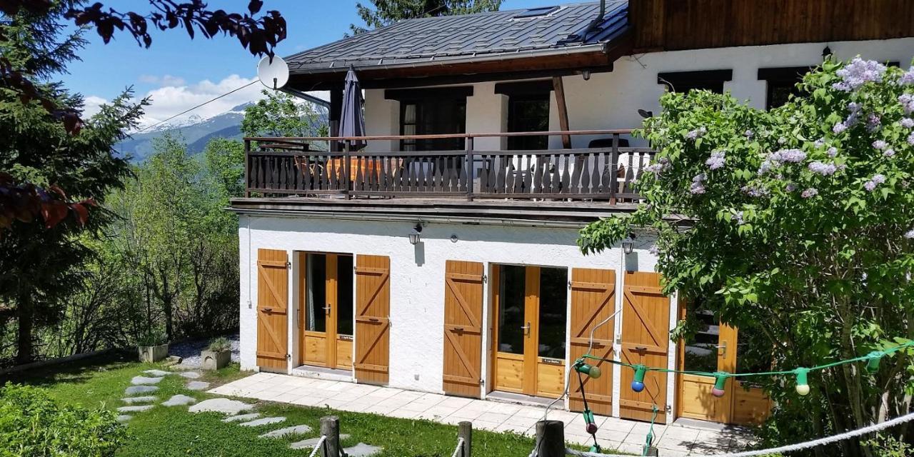 Auberge Sur La Montagne 圣福瓦-塔朗泰斯 外观 照片